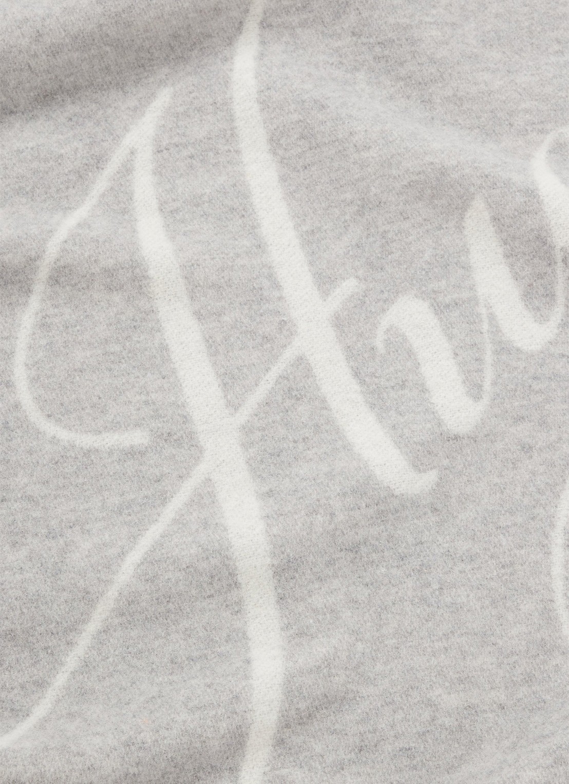 HUGO Sjaal in wolblend met logo 180 x 40 cm - voorkant 2 open grey-097 / grijs