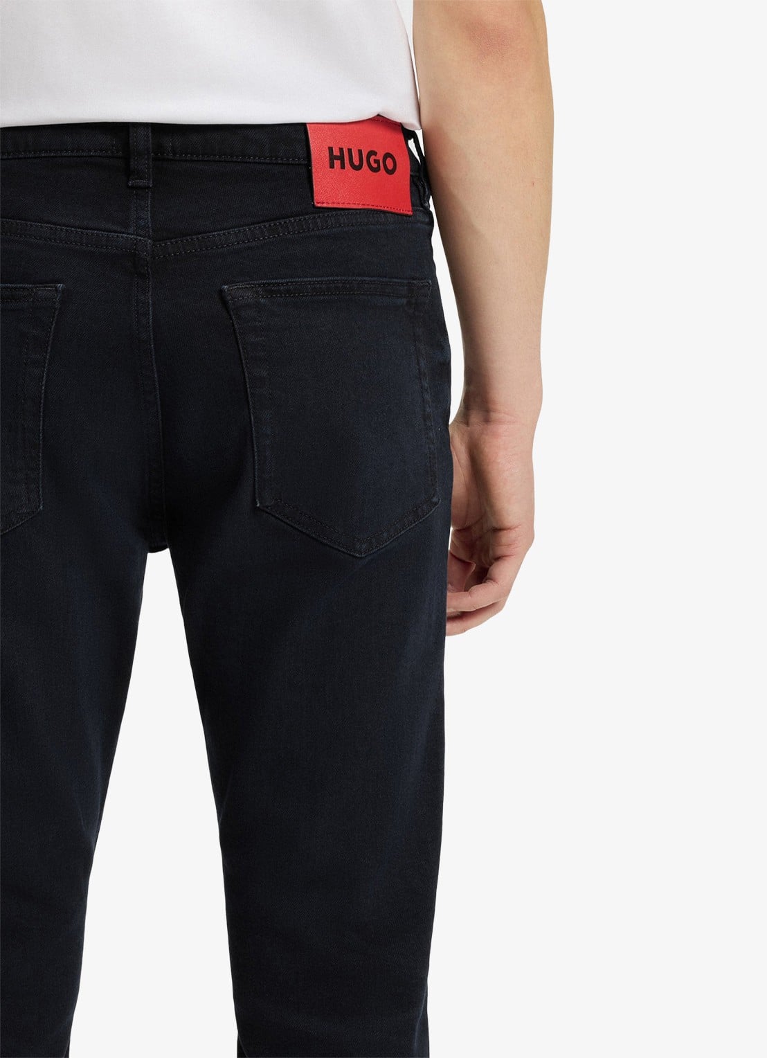 HUGO Slim fit jeans met donkere wassing - detail 6 indigo