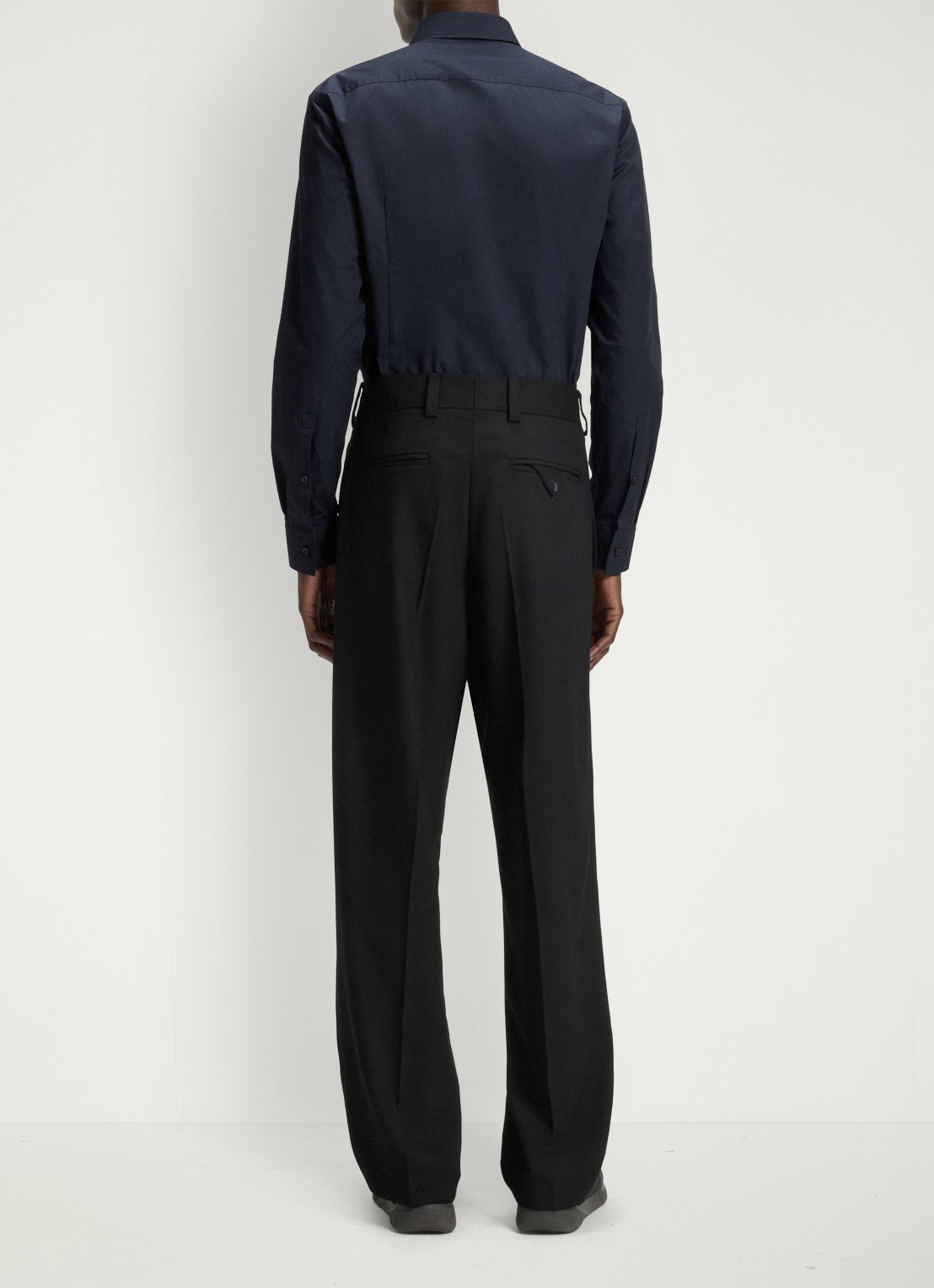 HUGO Slim-fit overhemd in een popeline van gemakkelijk te strijken katoen - achterkant navy-413 / blauw