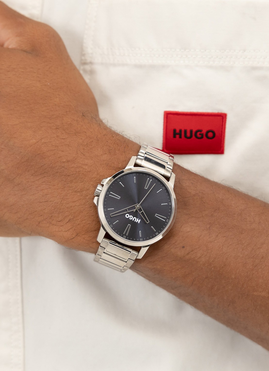 HUGO Smooth horloge HU1530419  - voorkant 2 zilver