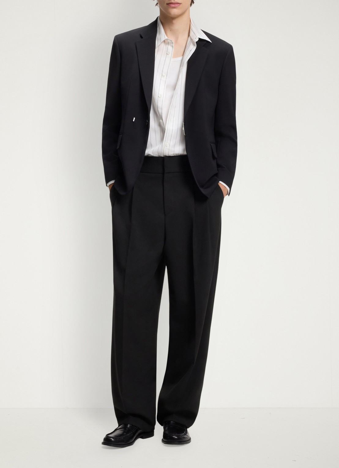 HUGO Straight fit pantalon met steekzakken - voorkant 5 black-001 / zwart