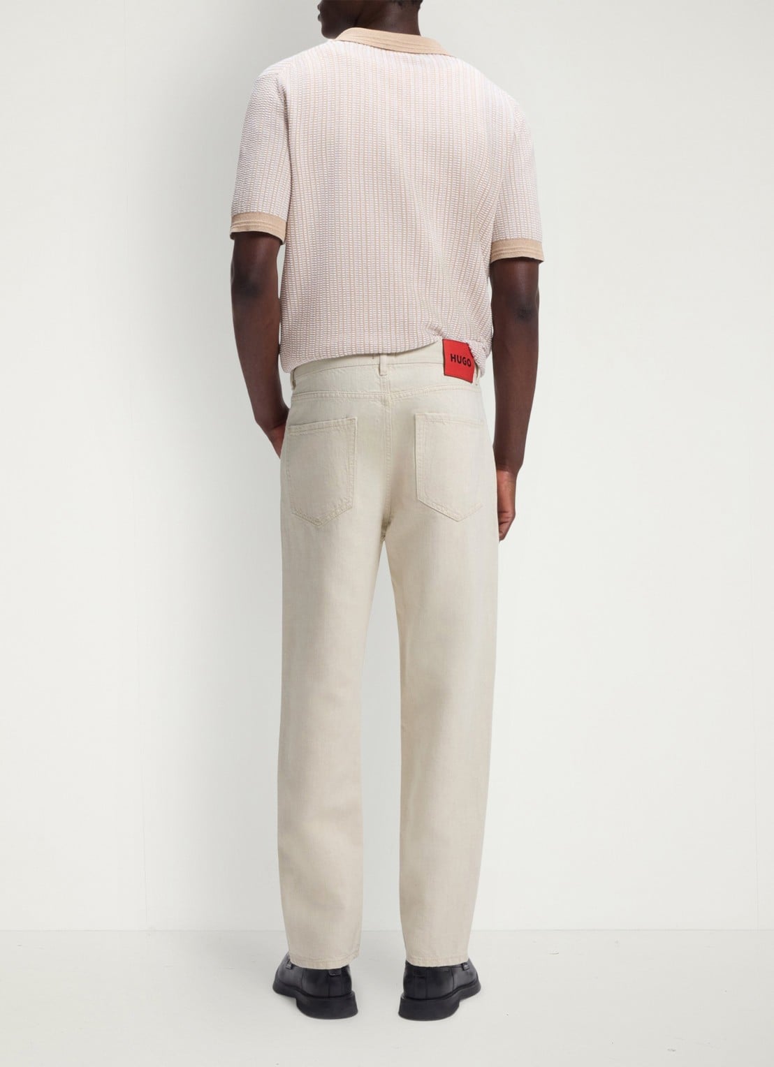 HUGO Tapered fit jeans in linnenblend - achterkant 6 natural-102 / wit