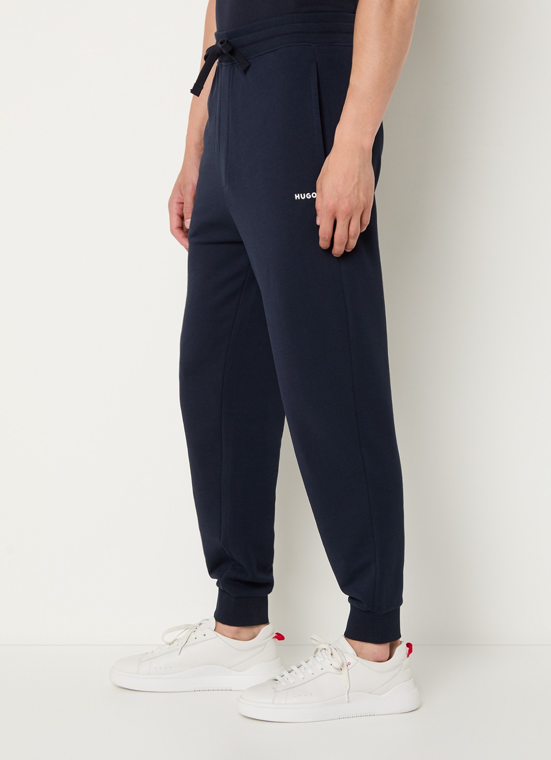 HUGO Trainingsbroek van katoenen badstof met logoprint - detail 2 blauw