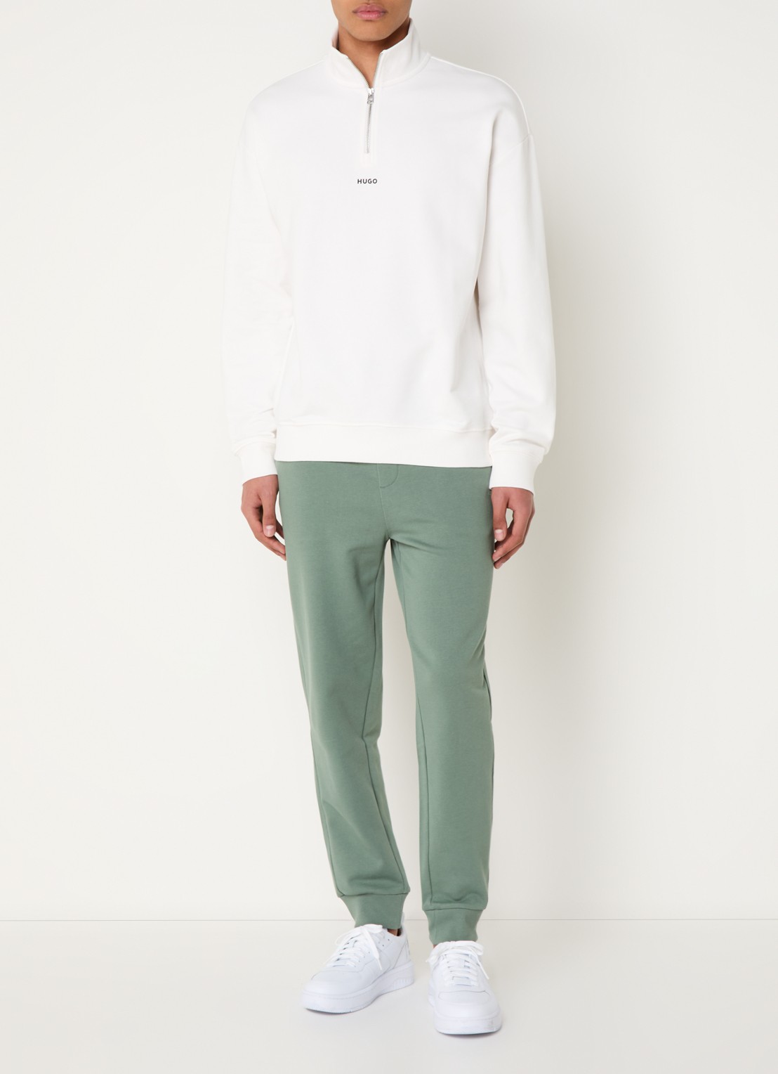 HUGO Trainingsbroek van katoenen badstof met logoprint - voorkant 5 legergroen
