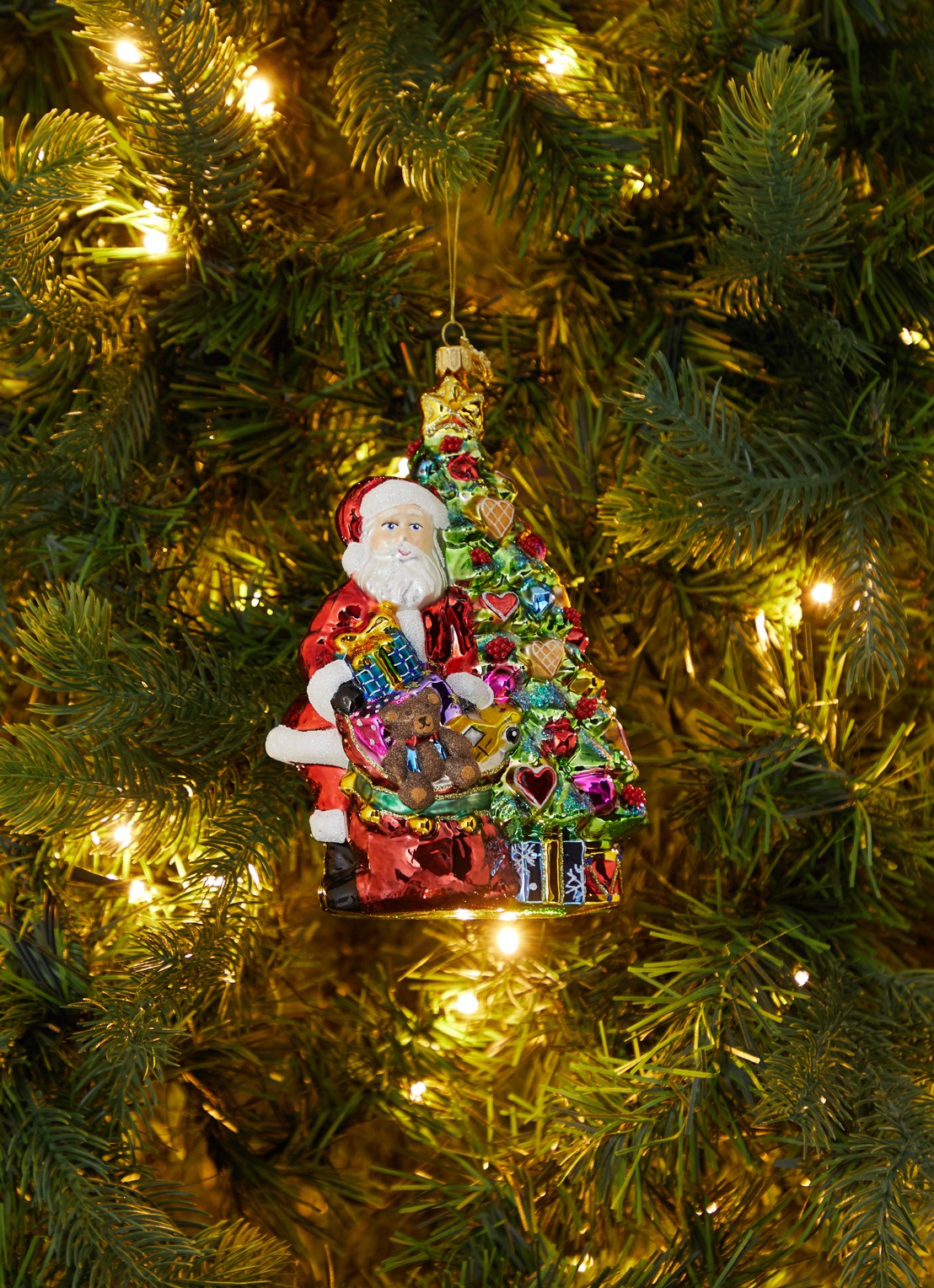 Huras Family Kerstman met kerstboom kersthanger 19 cm - voorkant 2 multicolor