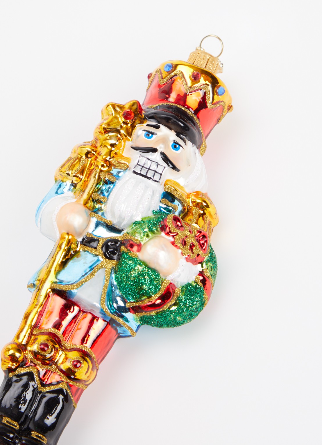 Huras Family Nutcracker With Stick kersthanger 18 cm - detail 3 rood