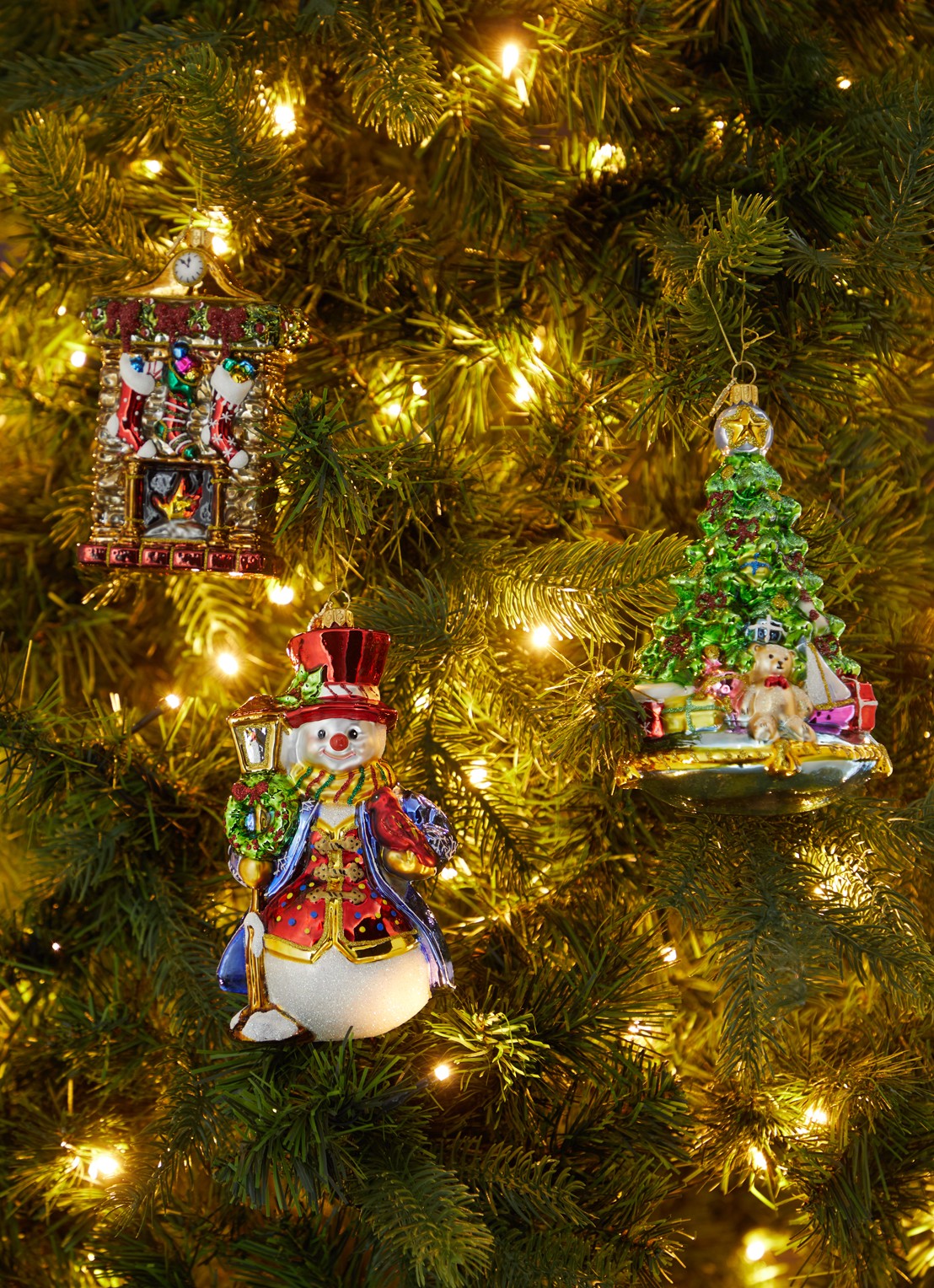 Huras Family Snowman with lantern kersthanger 16,5 cm - voorkant 3 multicolor