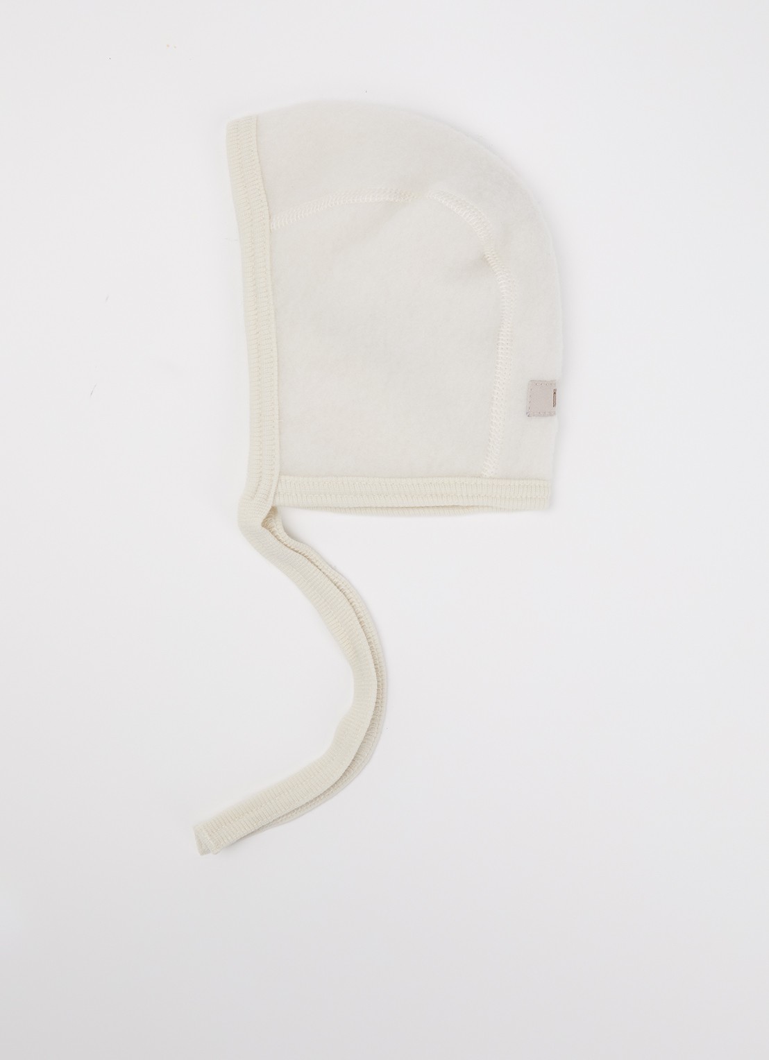 Huttelihut Babymuts van merino wol - voorkant gebroken wit