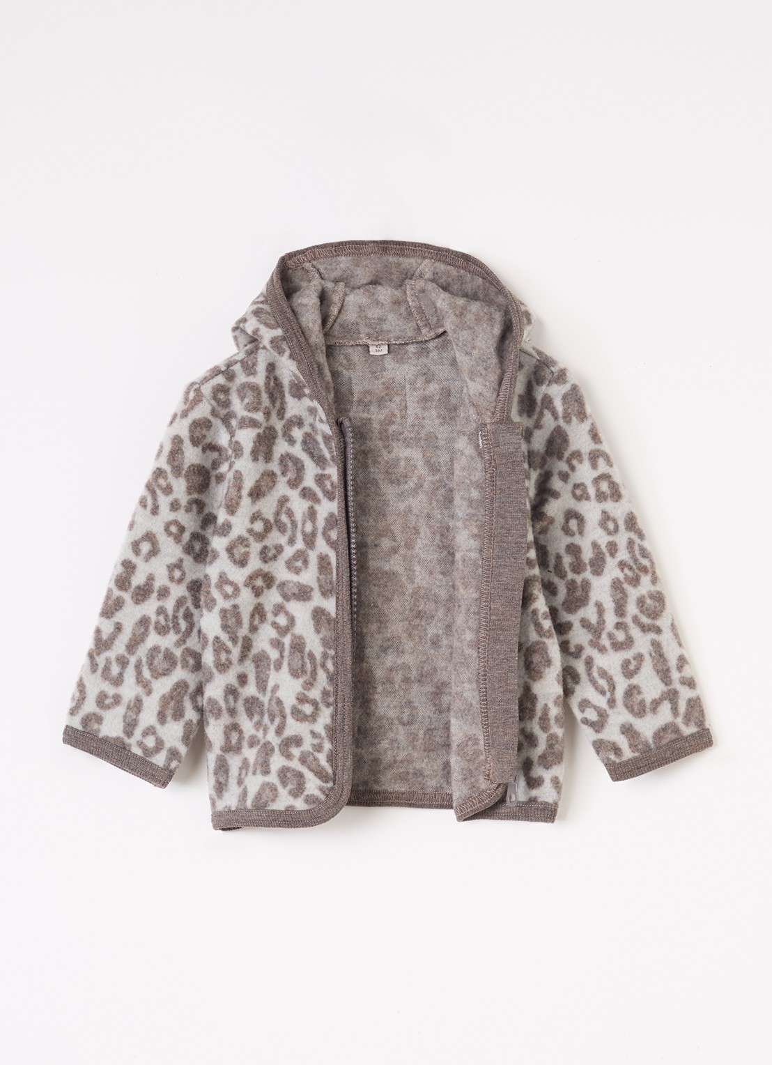 Huttelihut Jack van merino wol met panterprint - voorkant 3 camel