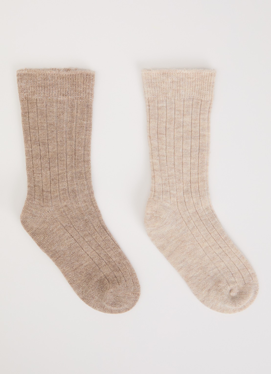 Huttelihut Ribgebreide sokken in wolblend in 2-pack - voorkant camel