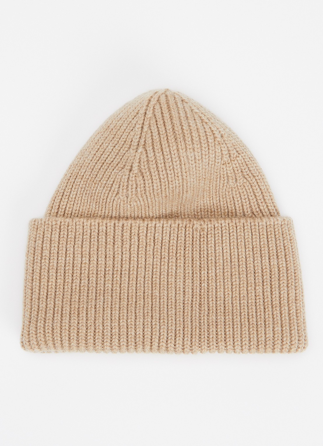 Hvid Fonzie ribgebreide muts van merino wol - voorkant beige