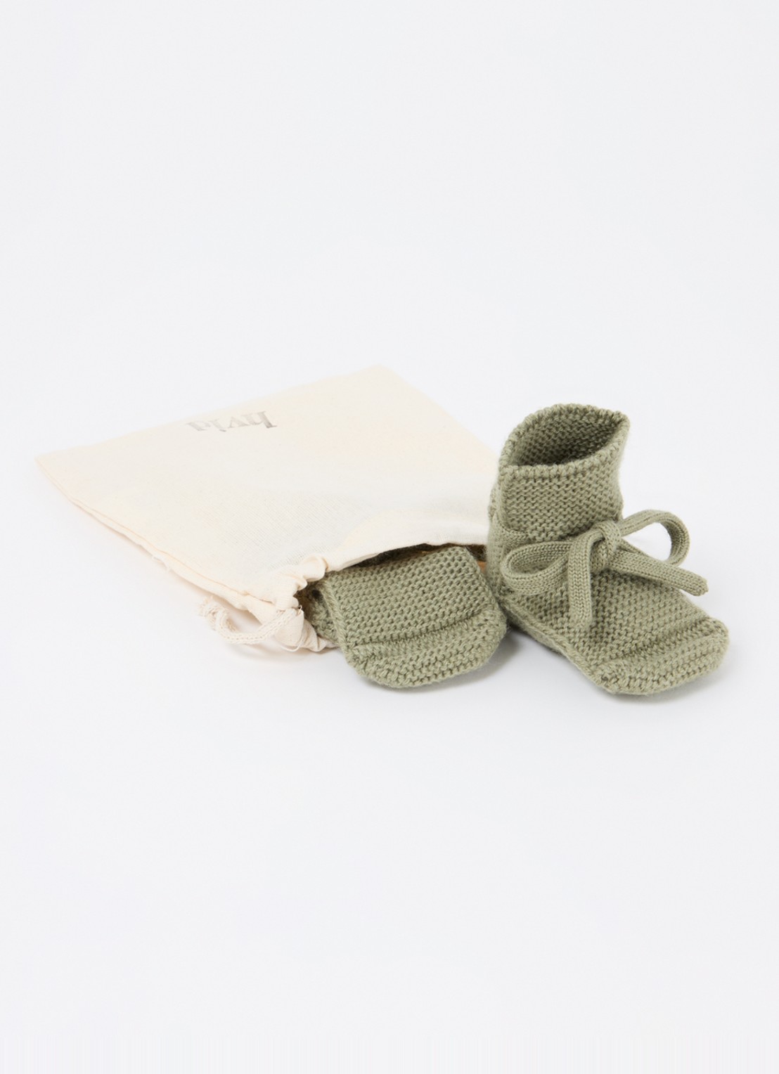 Hvid Gebreide babyslofjes van wol - detail 2 mosgroen