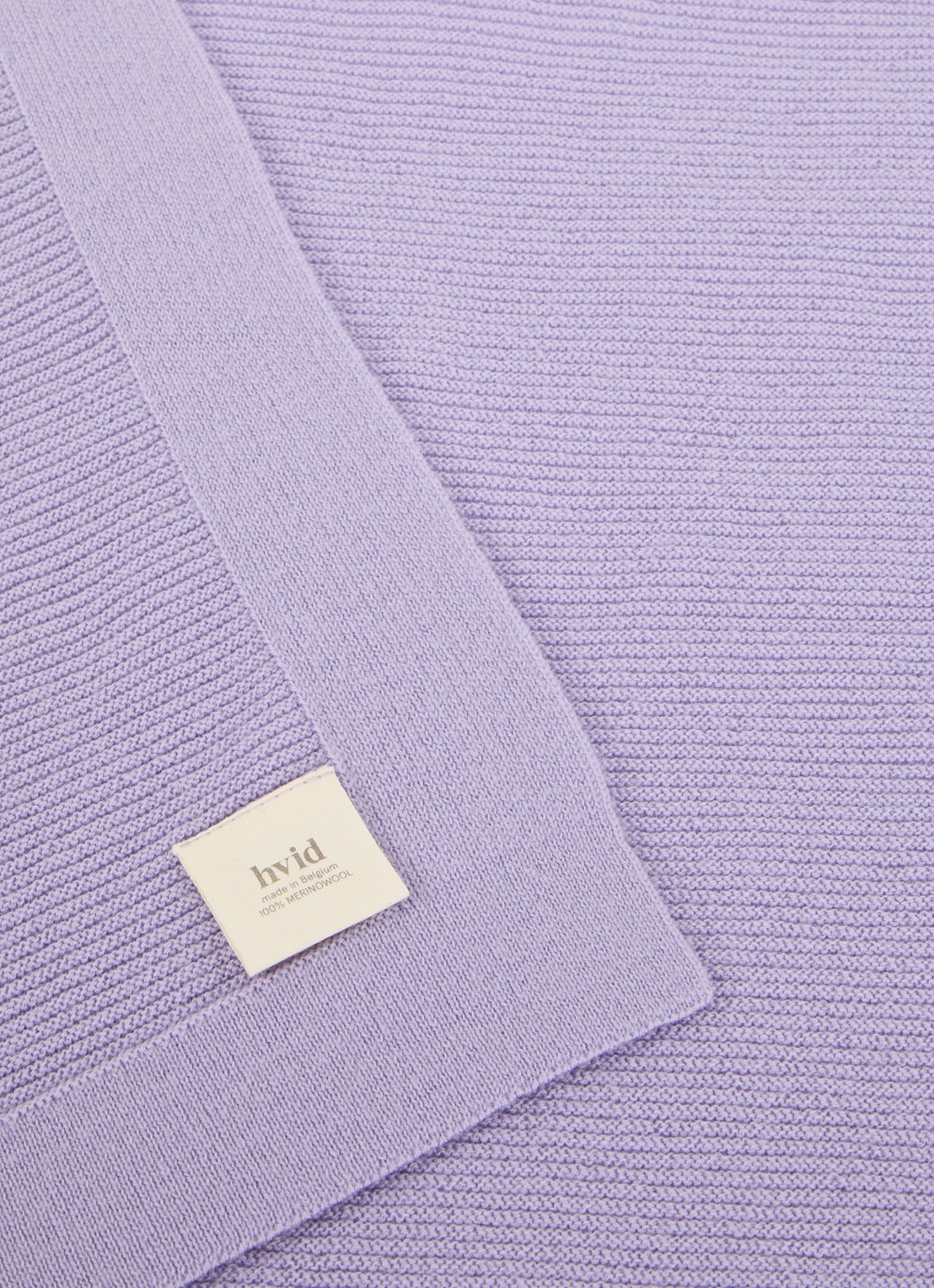 Hvid Gust wiegdeken van merino wol 70 x 95 cm - detail lavendel