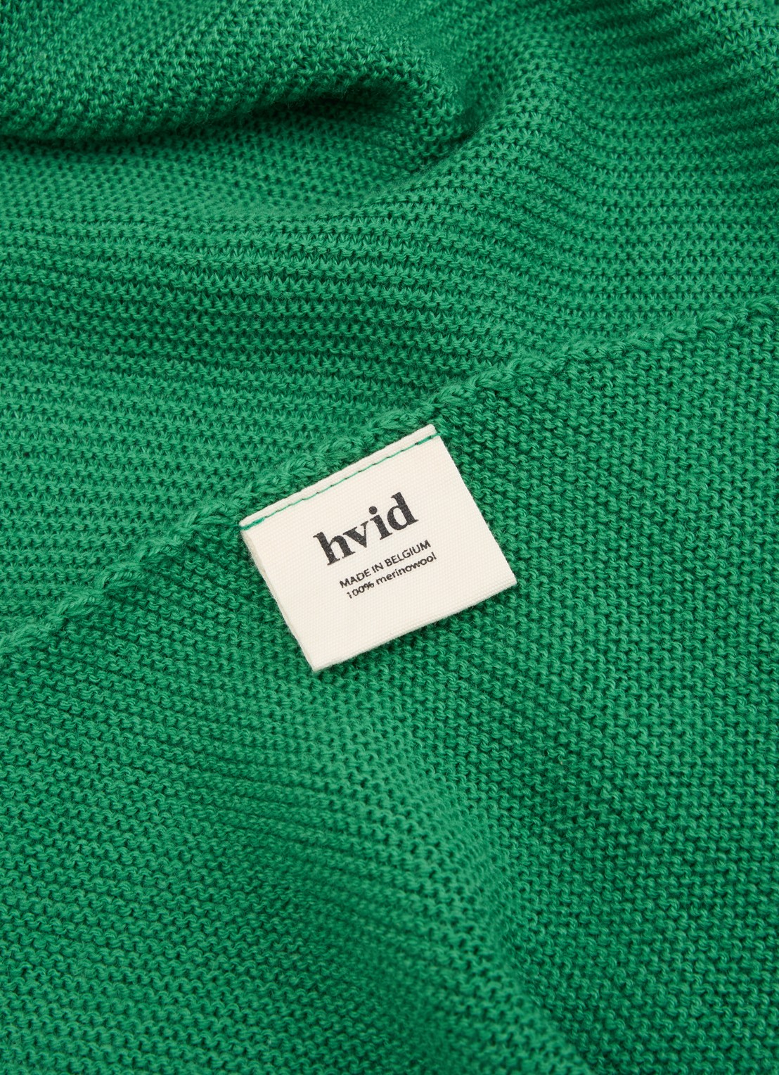 Hvid Josephina grofgebreide sjaal van merino wol 135 x 35 cm - detail 4 groen
