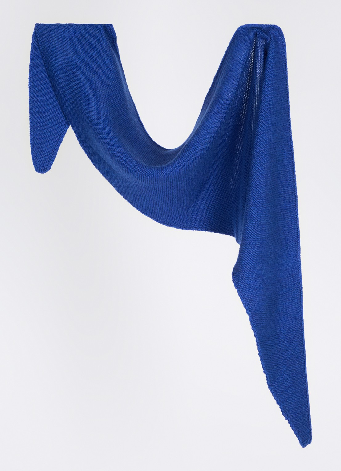 Hvid Josephina grofgebreide sjaal van merino wol 135 x 35 cm - detail 3 kobaltblauw
