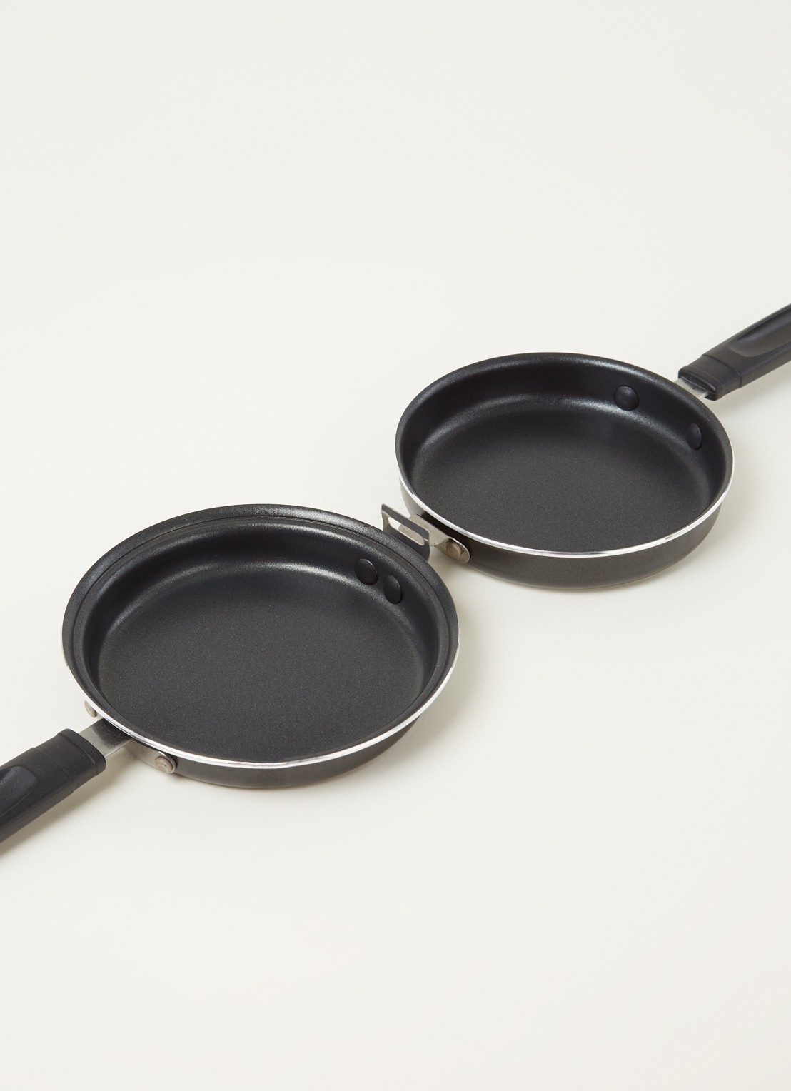 ibili Omelet pan 13 cm set van 2 - detail zwart