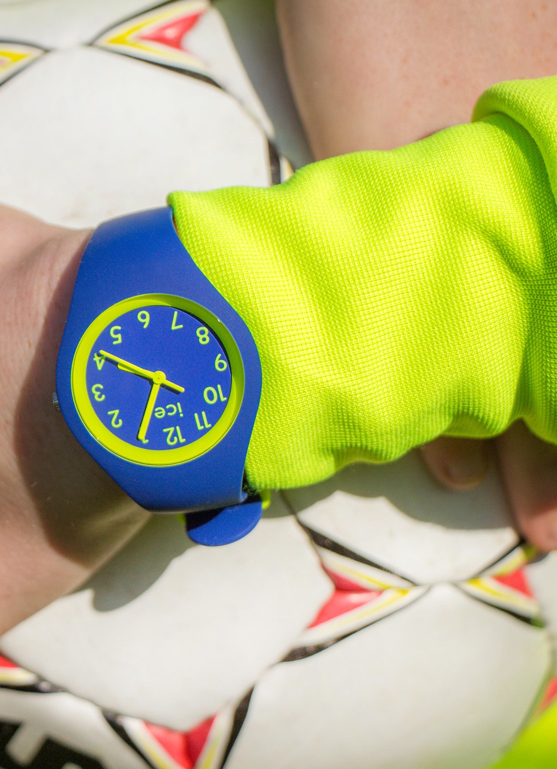 Ice-Watch Ola Kids horloge extra small IW015350 - detail 2 blauw