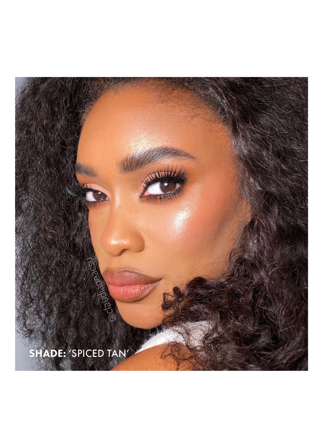 Iconic London Sheer Bronze - bronzer - detail 7 spiced tan