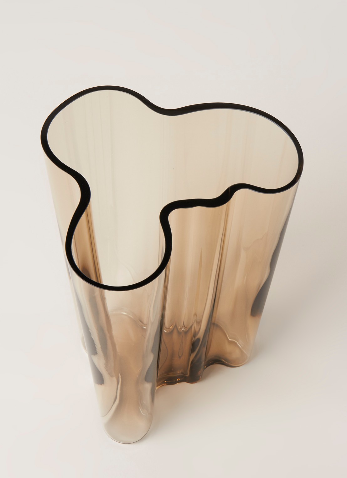 Iittala Alvar Aalto vaas 25 cm - detail 3 bruin