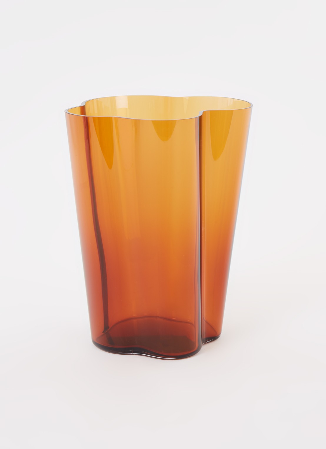 Iittala Alvar Aalto vaas 27 cm - voorkant 2 koper