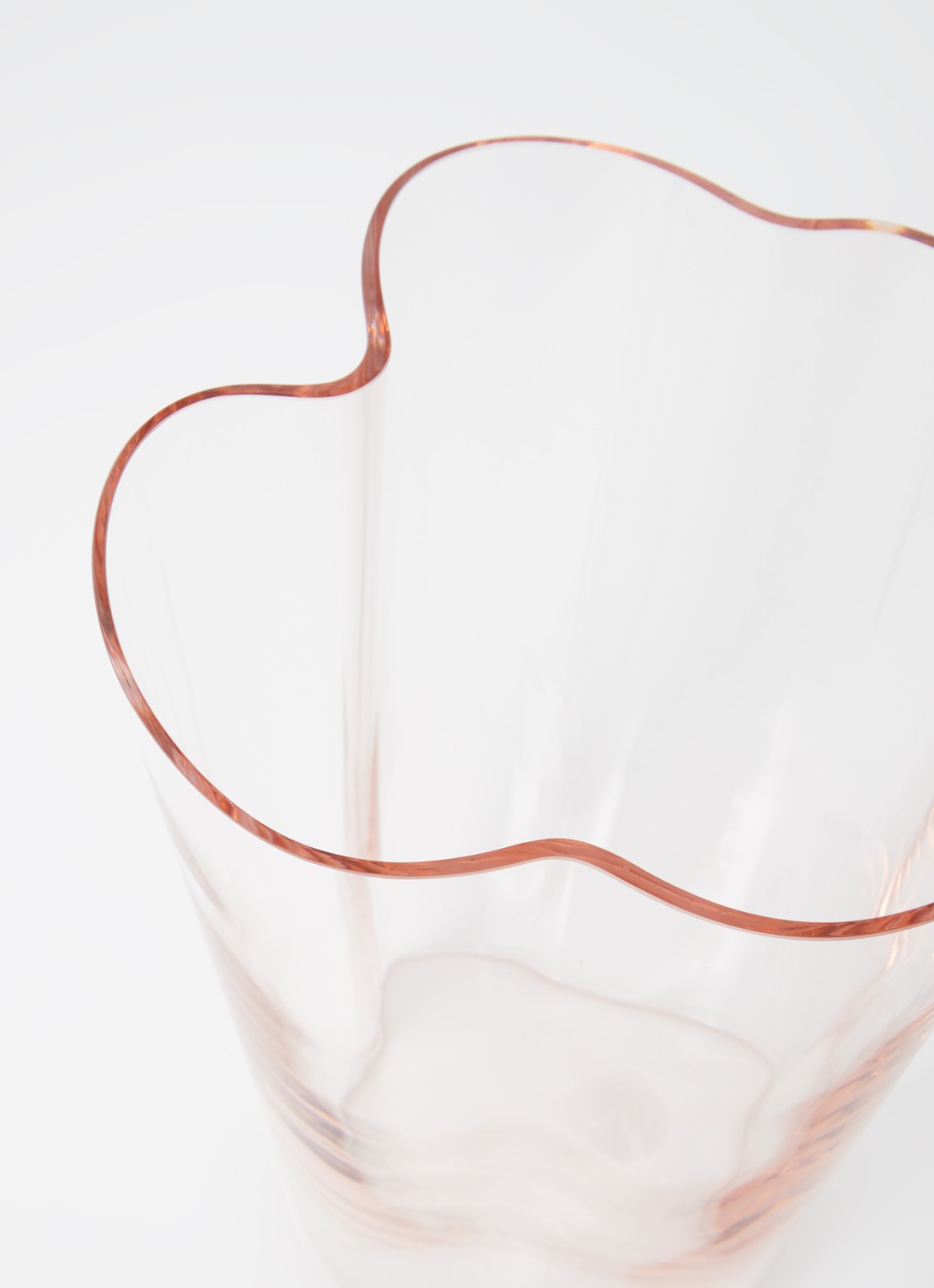 Iittala Alvar Aalto vaas 27 cm - voorkant 2 zalmroze