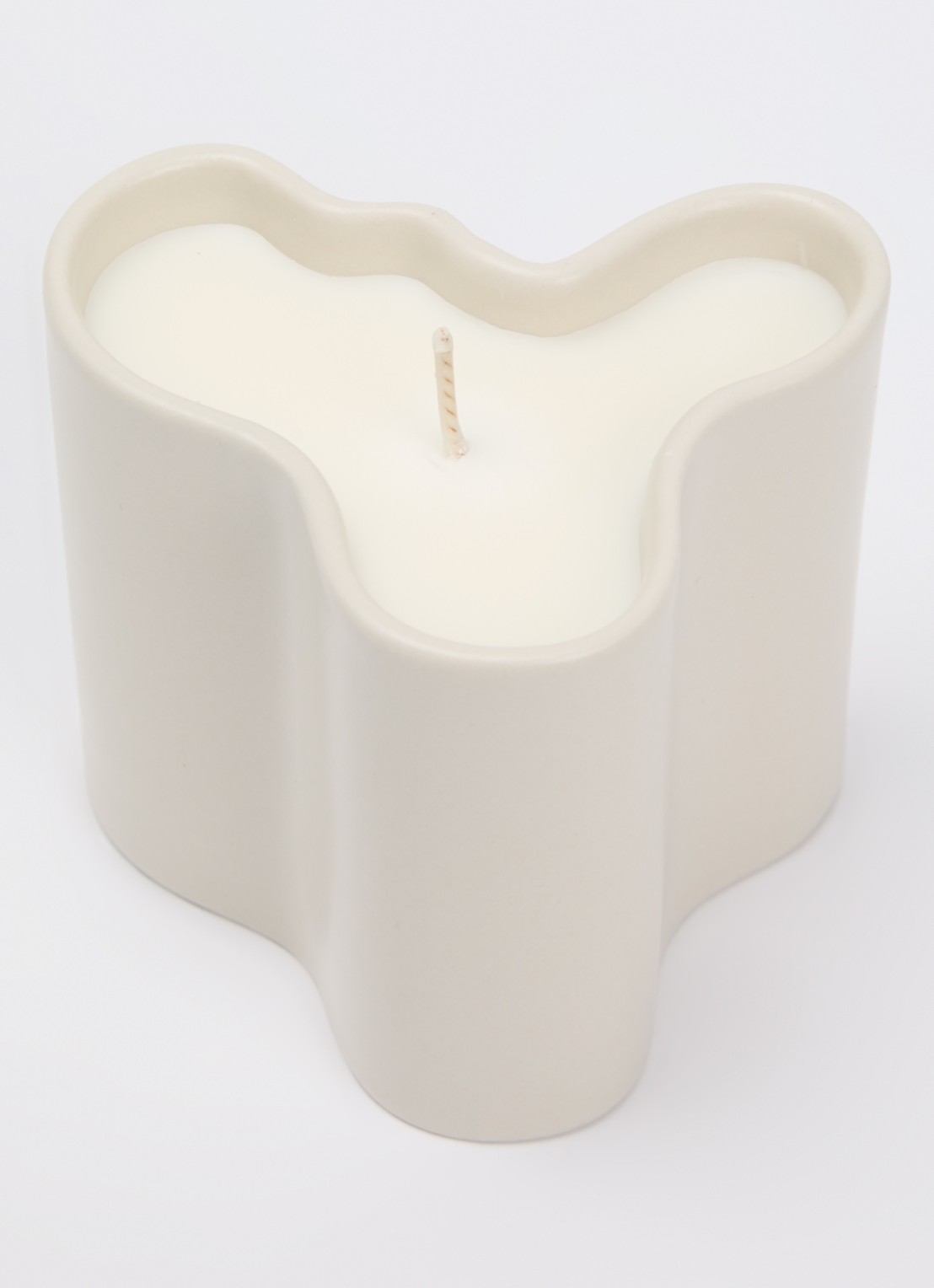 Iittala Alvar Aalto Zand geurkaars 405 gram - voorkant 2 beige