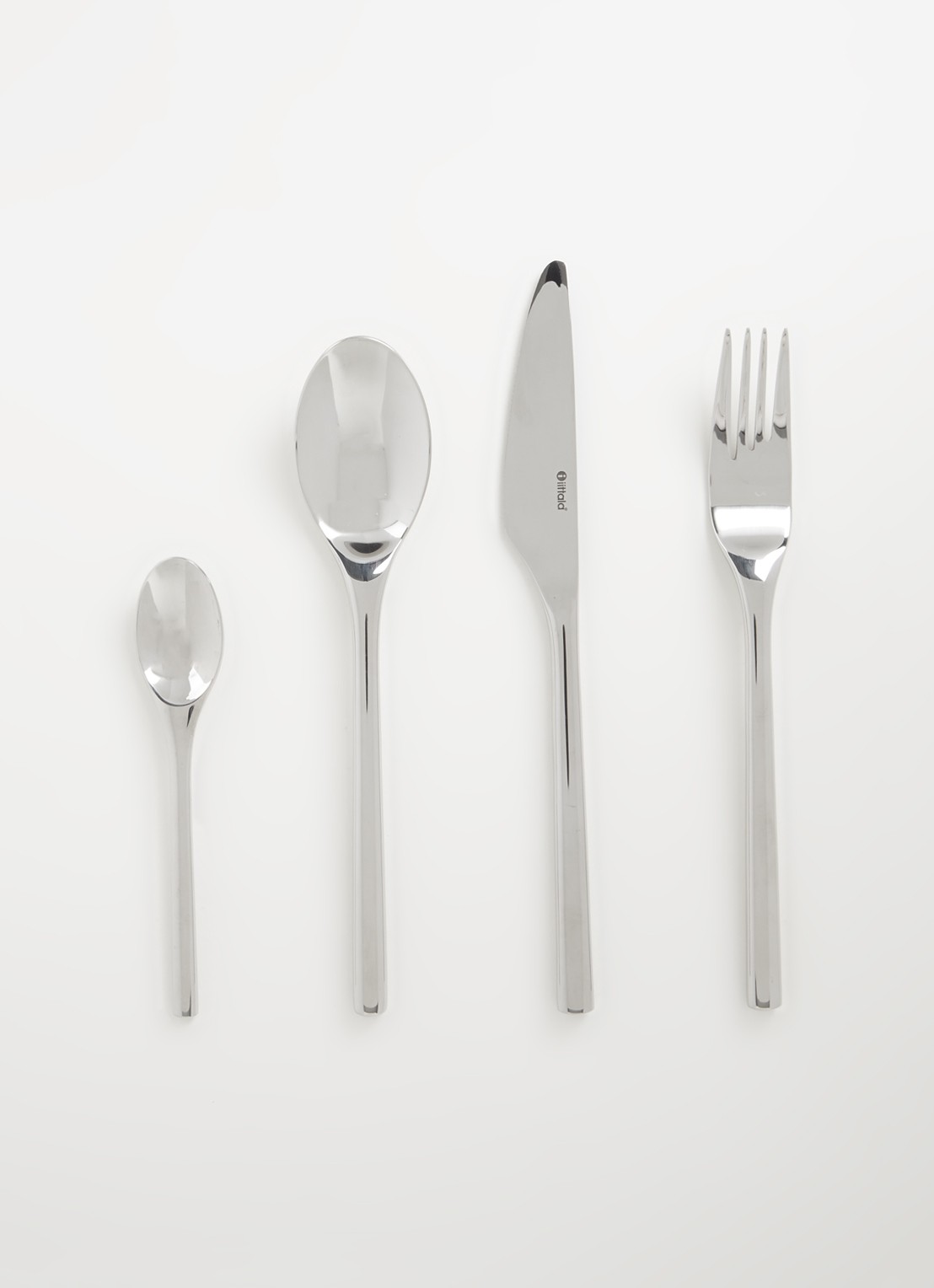 Iittala Artik bestekset 16-delig - voorkant 2 zilver