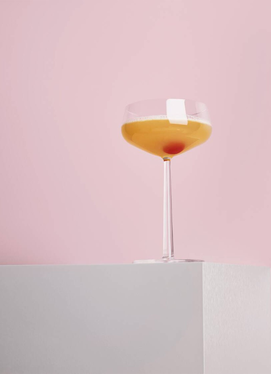 Iittala Essence cocktailglas 31 cl set van 4 - voorkant 3 helder