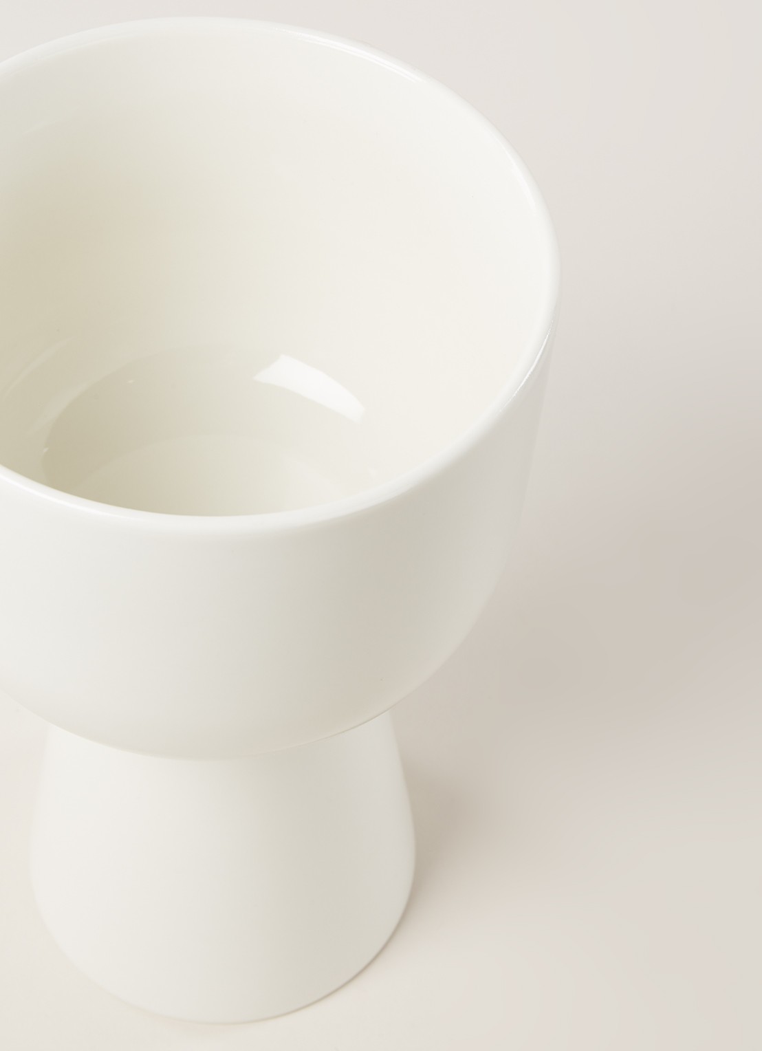 Iittala Nappula bloempot van keramiek voor binnen Ø15,5 cm - detail wit