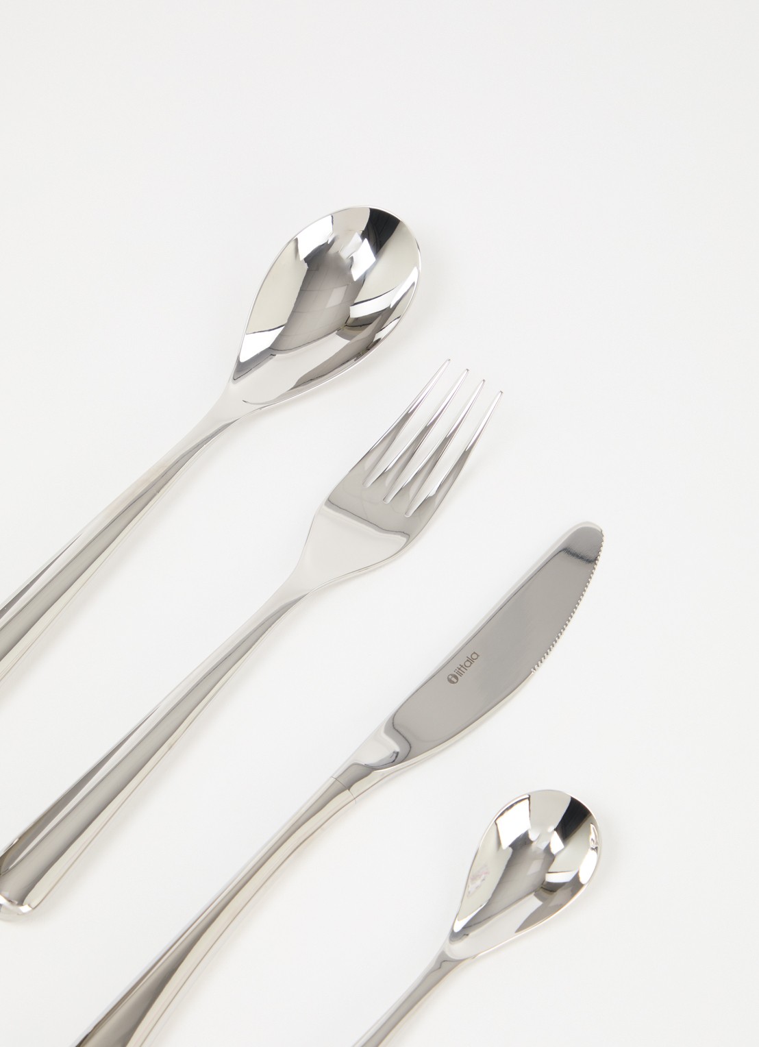 Iittala Piano bestekset 24-delig - voorkant 2 zilver