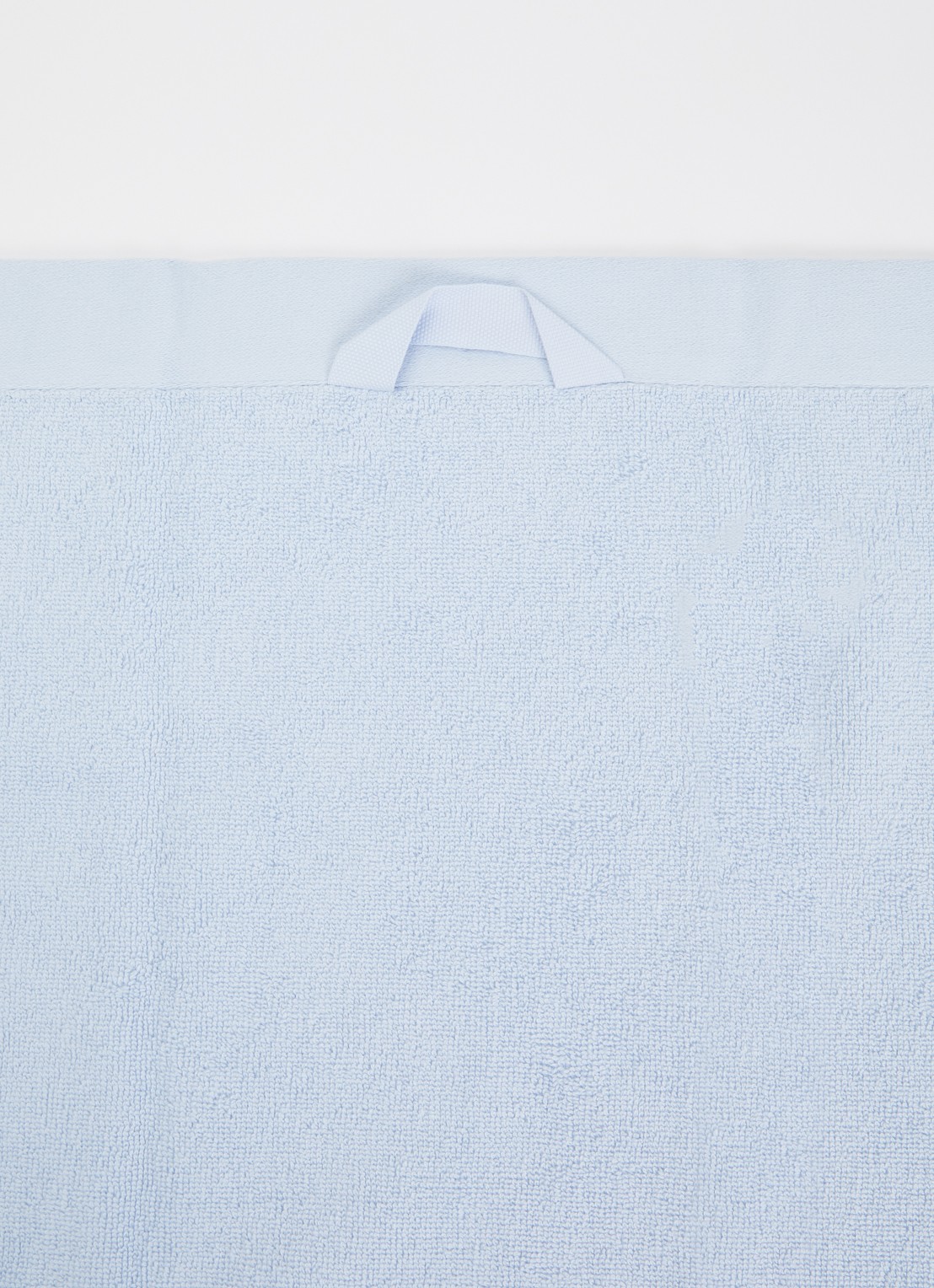 Iittala Solare gastendoek 50 x 70 cm - detail 2 lichtblauw
