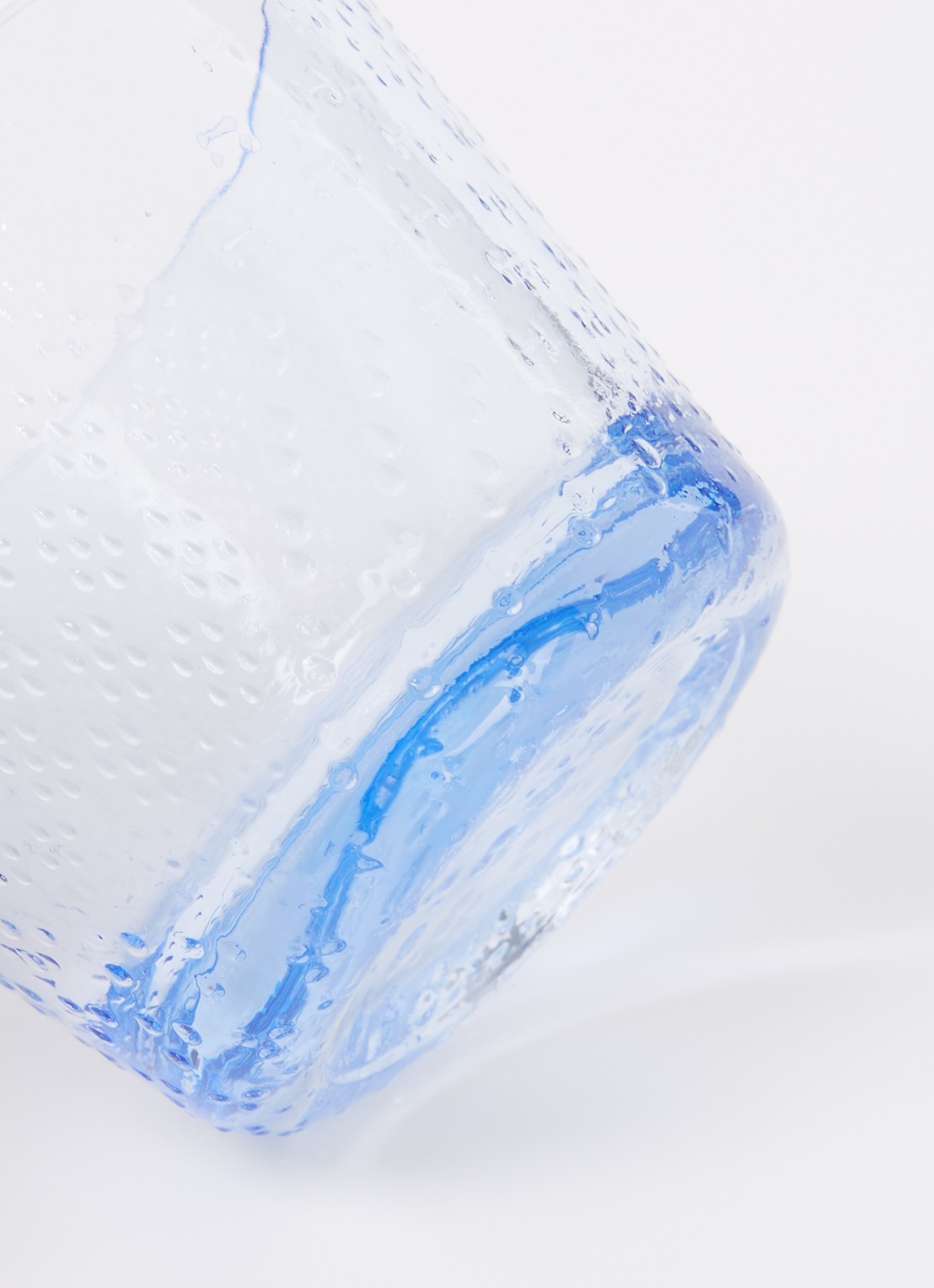 Iittala Tundra drinkglas 16 cl set van 2 - voorkant 2 lichtblauw