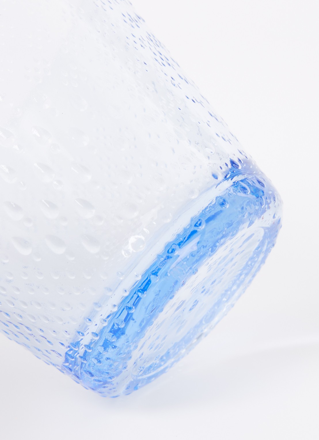 Iittala Tundra drinkglas 29 cl set van 2 - voorkant 2 lichtblauw