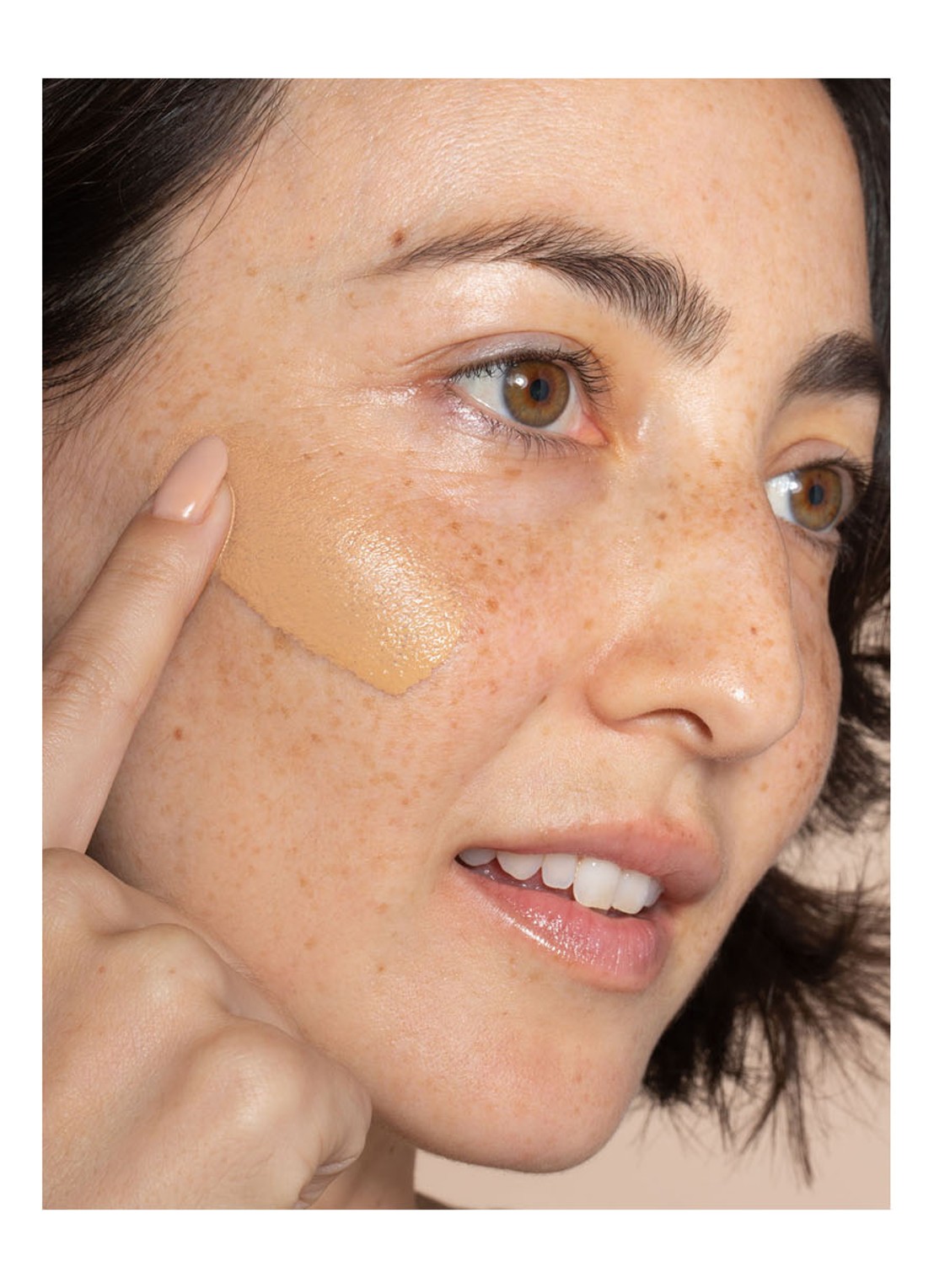 ILIA Beauty Super Serum Skin Tint Broad Spectrum SPF30 - getint serum - detail 4 ora - st6