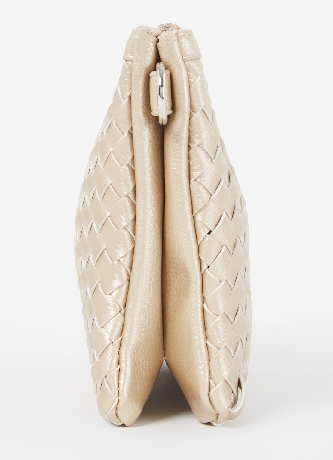 Ilse Jacobsen Gevlochten clutch met afneembare schouderriem - detail 4 goud