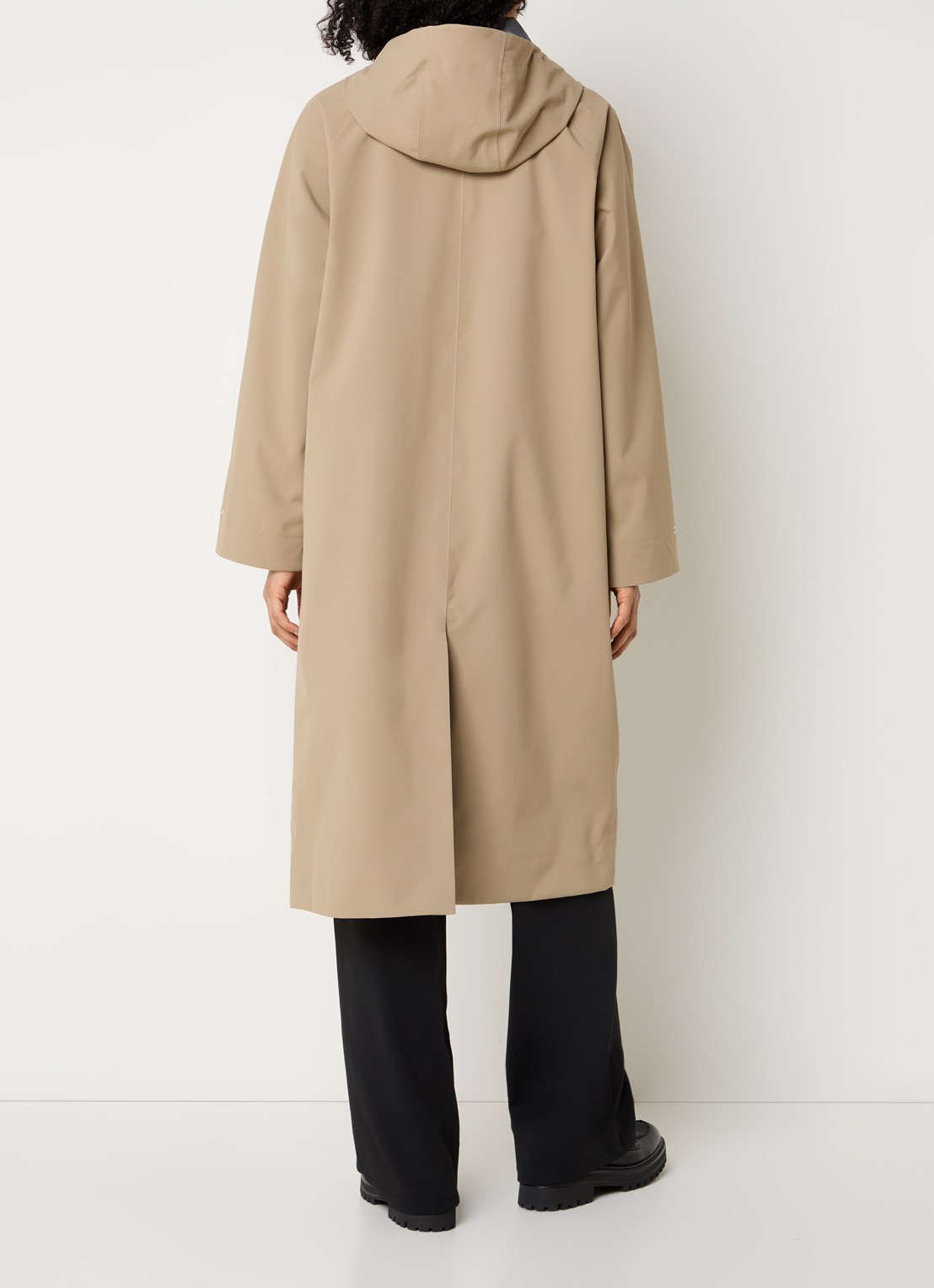 Ilse Jacobsen Parka met klepzakken - achterkant 2 beige