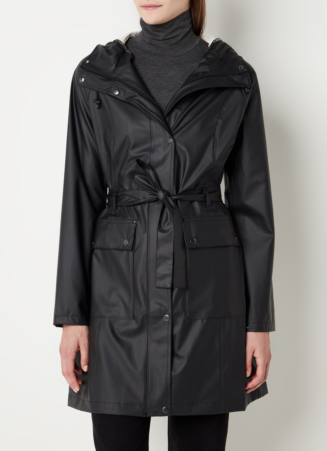 Ilse Jacobsen Rain70 regenjas met strikceintuur  - detail 4 zwart