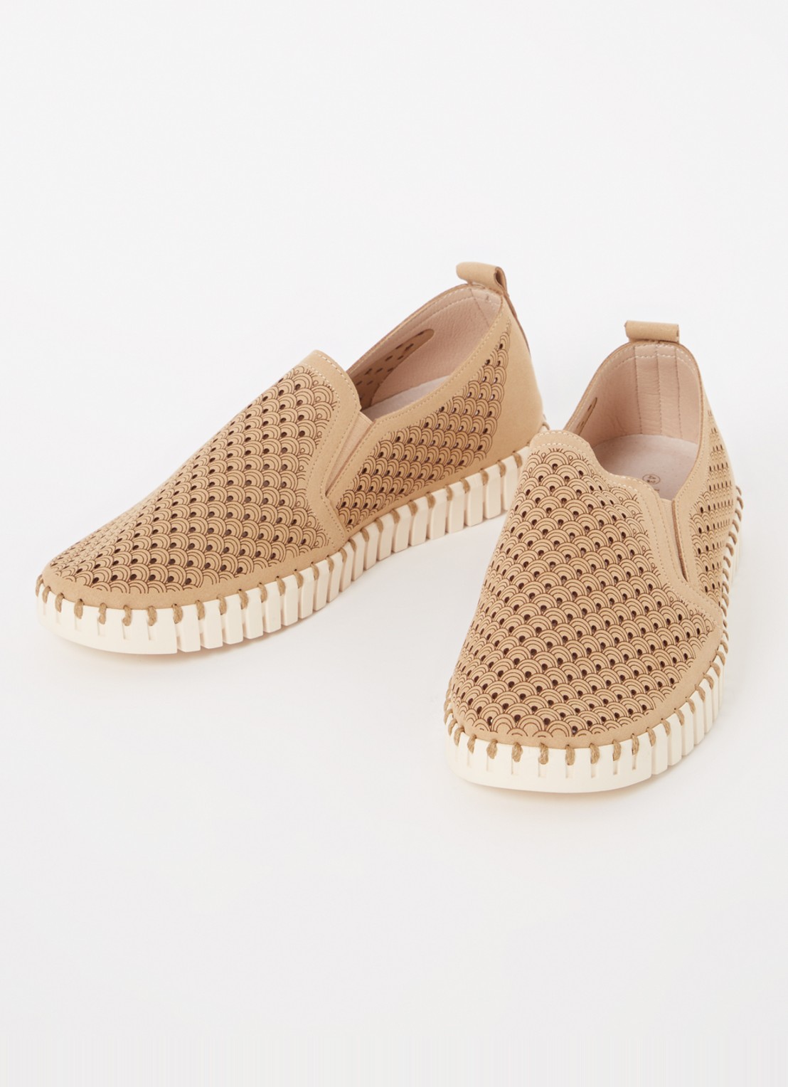 Ilse Jacobsen Tulip slip-on met cut-out detail - detail 2 camel