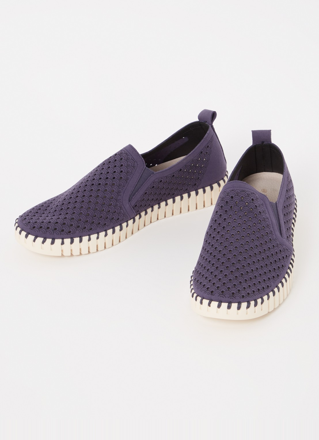 Ilse Jacobsen Tulip slip-on met cut-out detail - detail 2 royalblauw
