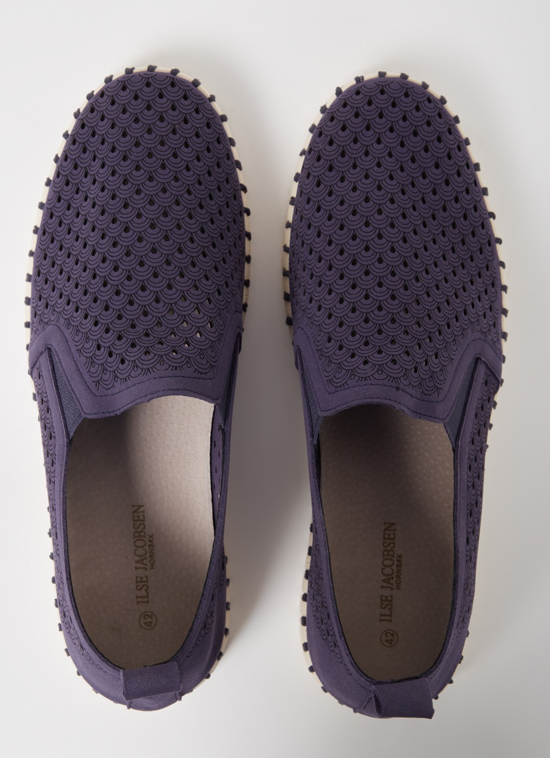 Ilse Jacobsen Tulip slip-on met cut-out detail - detail 3 royalblauw