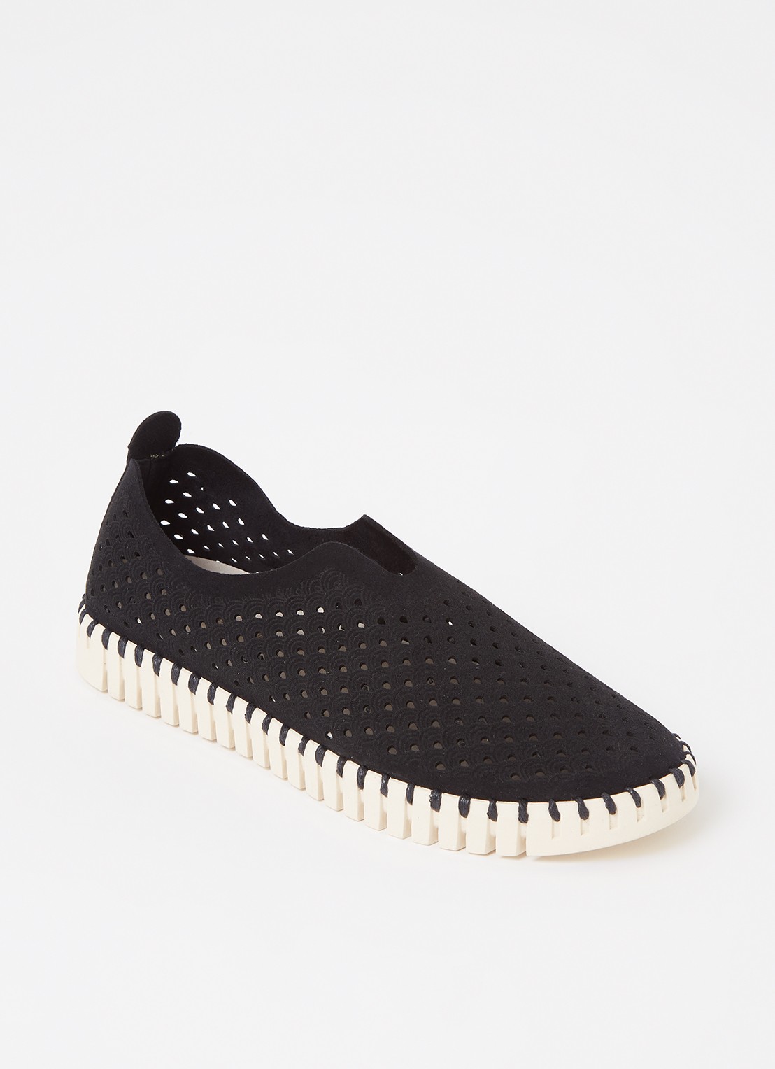 Ilse Jacobsen Tulip slip-on met cut-out details - voorkant zwart
