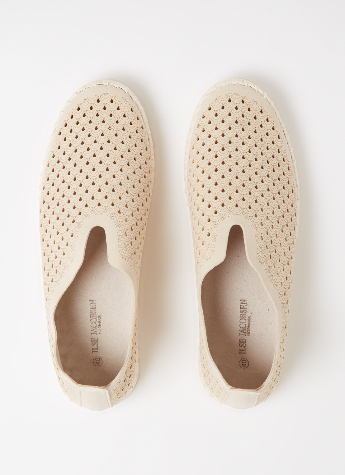 Ilse Jacobsen Tulip slip-on met cut-out details - detail 4 beige