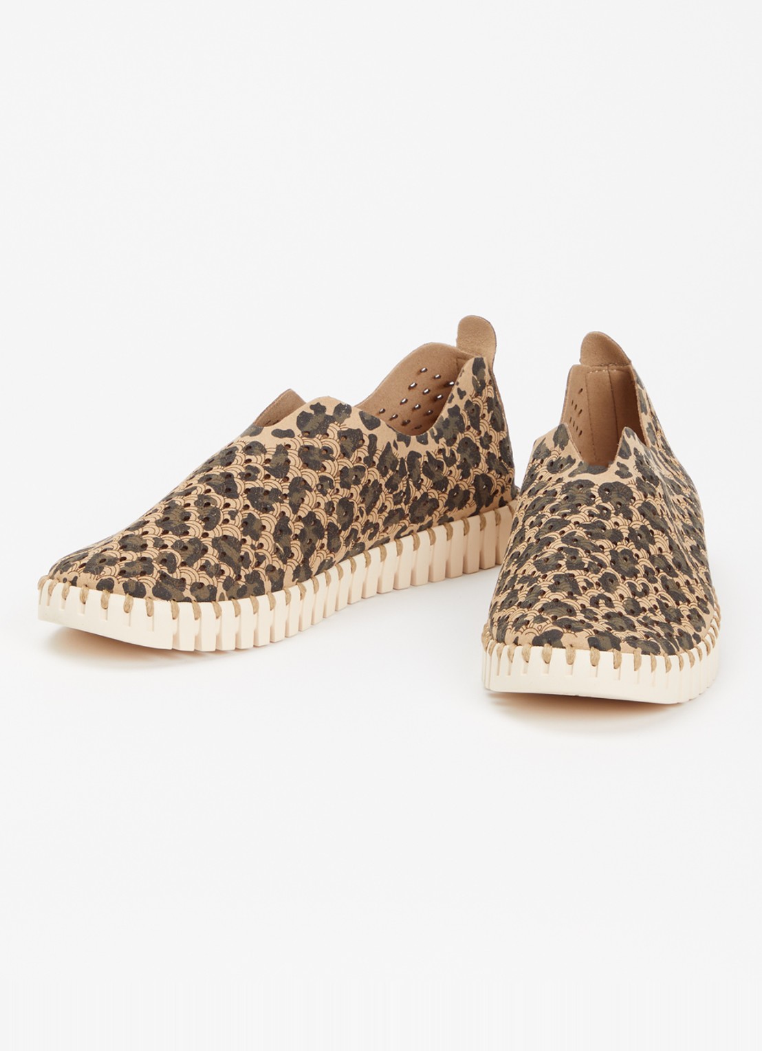 Ilse Jacobsen Tulip slip-on met panterprint - detail 3 beige