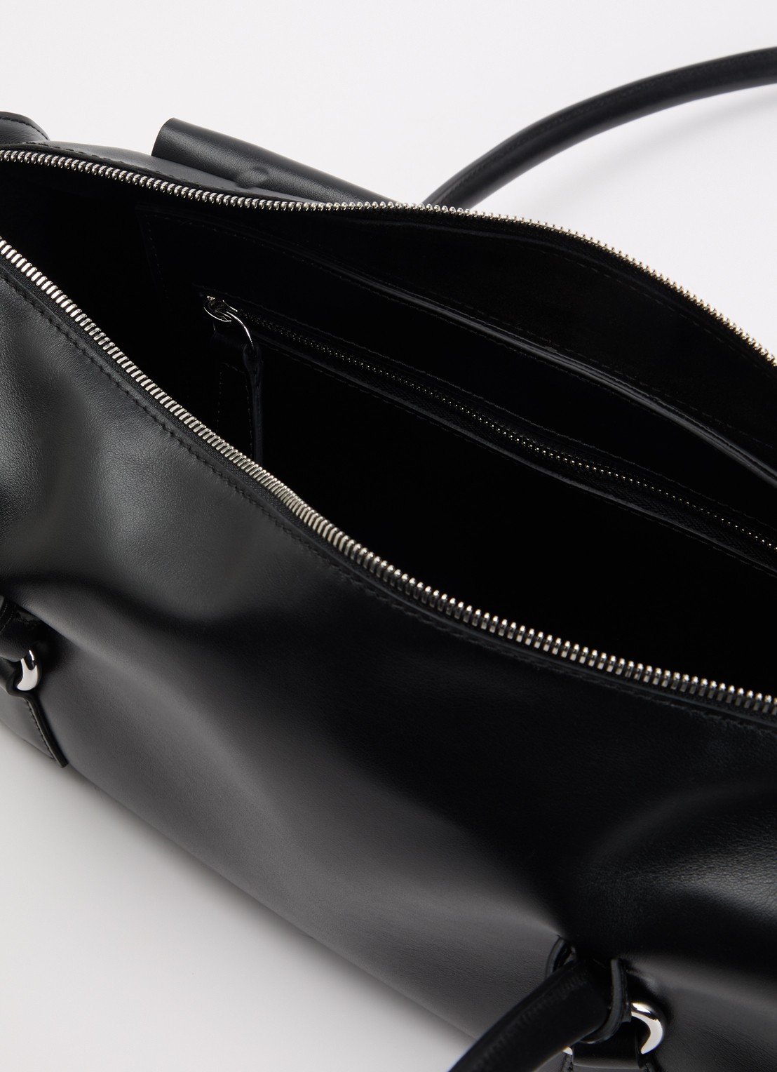 IRO Alto Bowling handtas van leer - detail 2 zwart