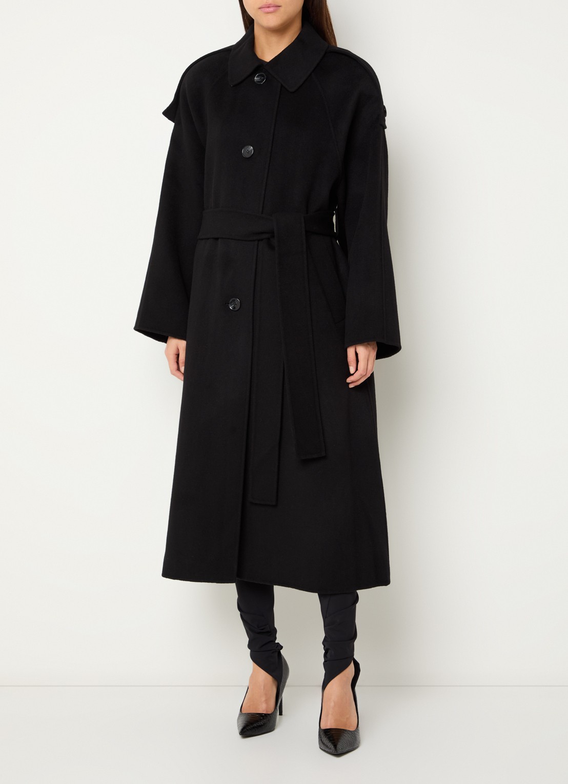 IRO Aqualung reversible trenchcoat in wolblend met steekzakken - detail zwart