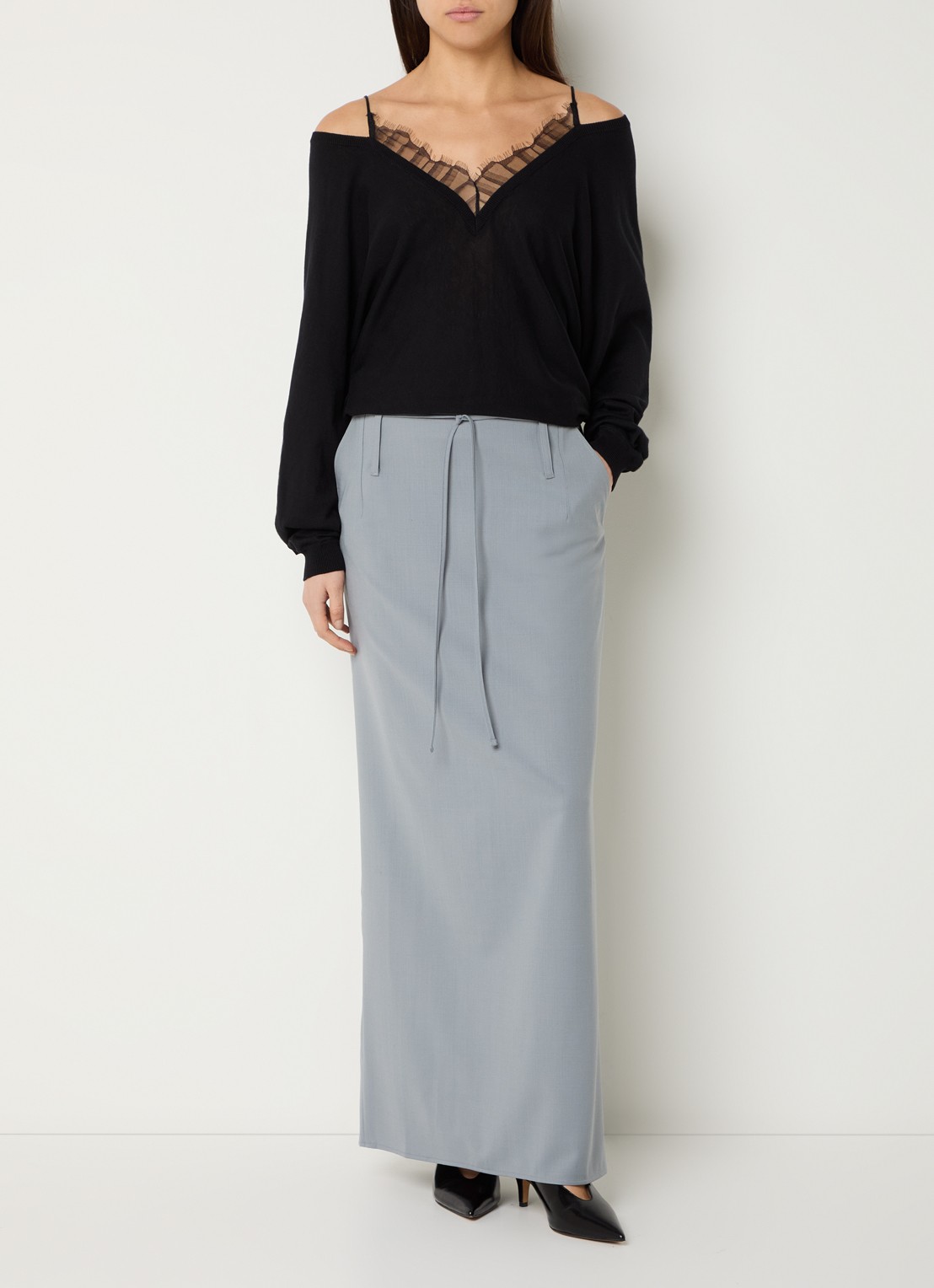 IRO Aubepine off-shoulder top in zijdeblend - voorkant 3 zwart