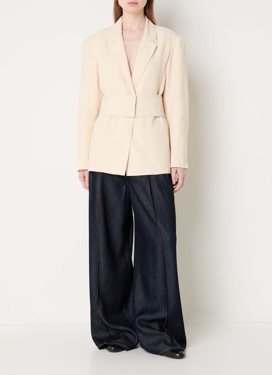 IRO Blazer in linnenblend met schoudervulling - voorkant 4 creme
