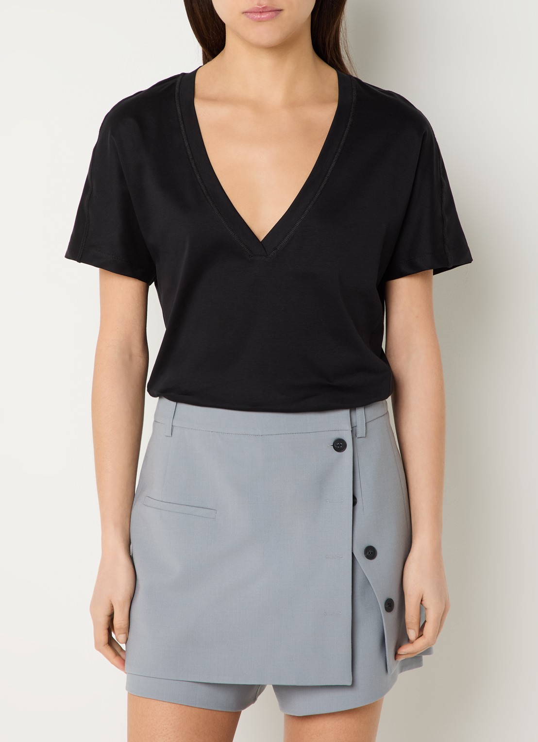 IRO Celiane T-shirt met V-hals - detail 2 zwart