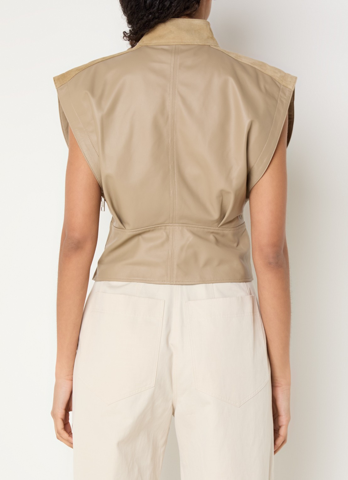 IRO Destiny top van lamsleer met opstaande kraag - achterkant 4 khaki