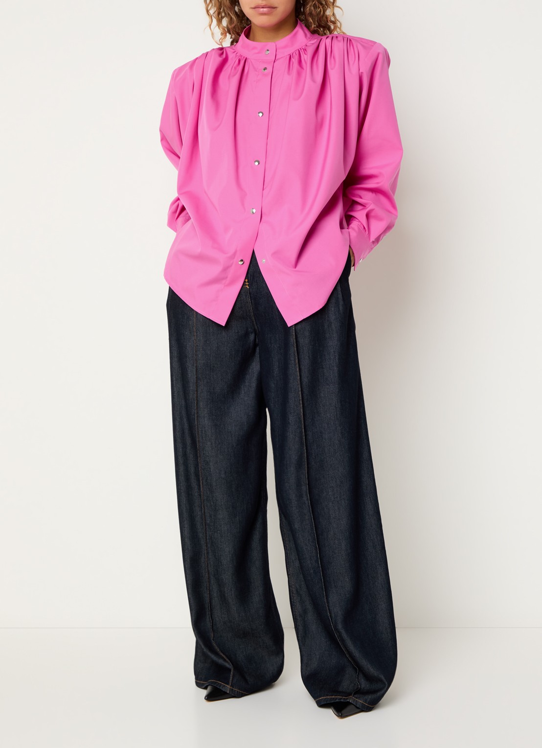 IRO Fever blouse met opstaande kraag - voorkant 4 fuchsia